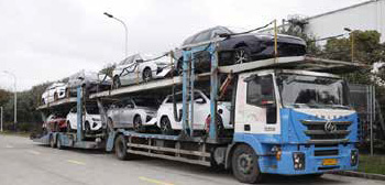 Complete vehicle protection transportation process to ensurethat the vehicle is not damaged during transportation.